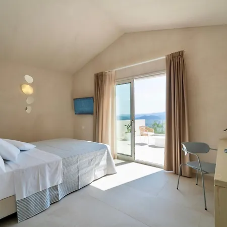 Pensjonat Costa Di 3*